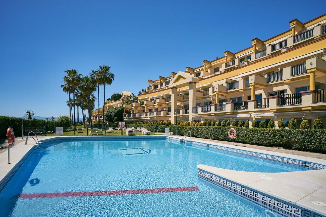 Oleholidays 224 Romana Playa Con Vistas Al Mar Marbella Bagian luar foto